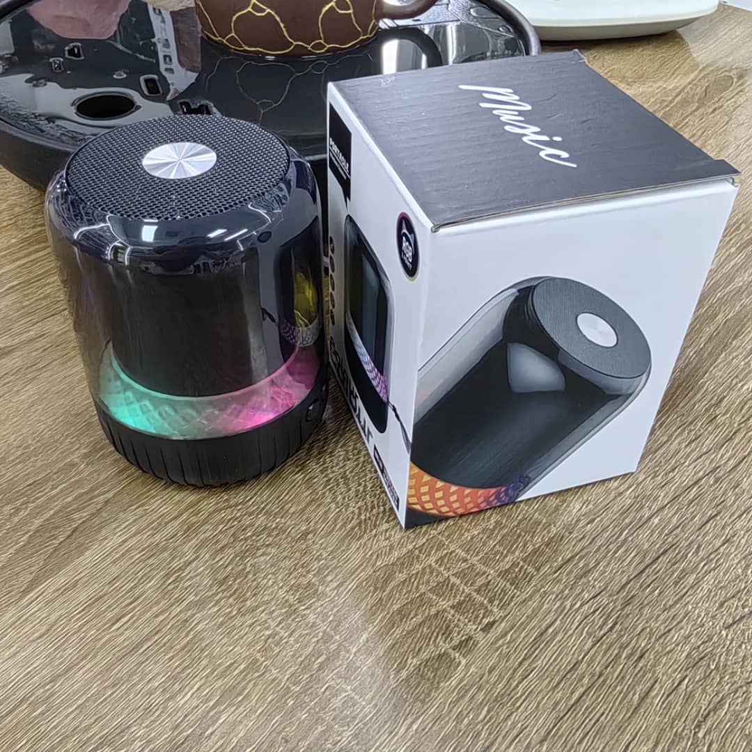 Enceinte Bluetooth Portable MAX-102 - Haut-Parleur Sans Fil avec Éclairage RGB, Son Stéréo et Dragonne – Image 4